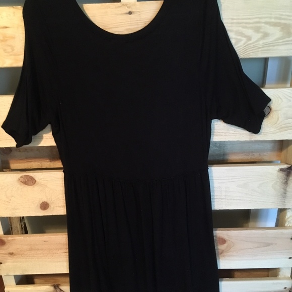 🌸Torrid tunic top black lace button design size 1 - Picture 3 of 3